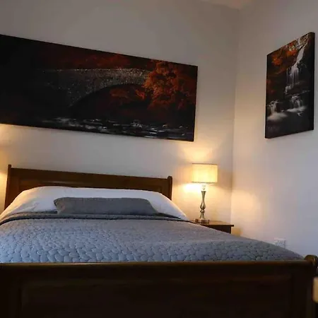 Charming Dog-friendly Yorkshire Dales Cottage, *