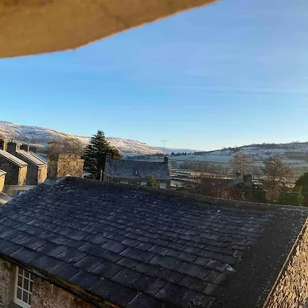 Charming Dog-friendly Yorkshire Dales Cottage, Holiday home *