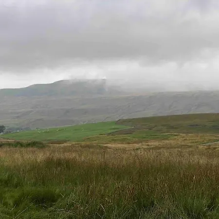 Charming Dog-friendly Yorkshire Dales Cottage, *
