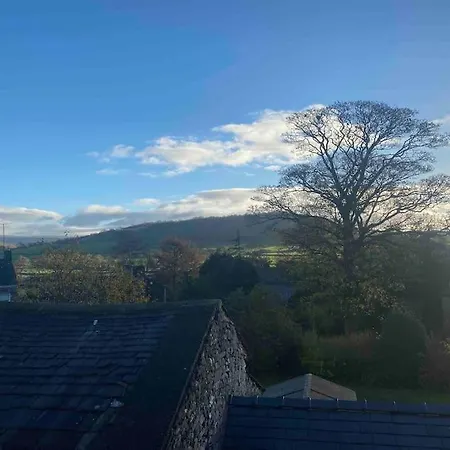 Charming Dog-friendly Yorkshire Dales Cottage, * Austwick
