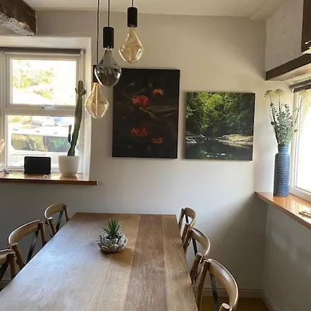 Charming Dog-friendly Yorkshire Dales Cottage, * Austwick