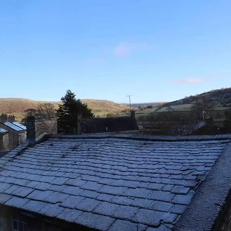 Charming Dog-friendly Yorkshire Dales Cottage, *