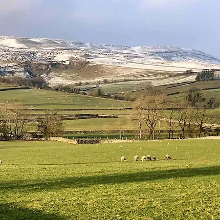 Charming Dog-friendly Yorkshire Dales Cottage, *