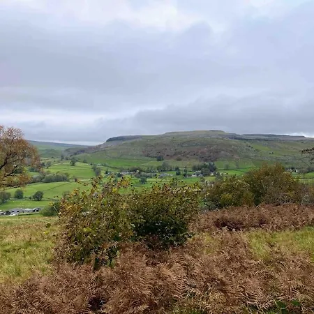 Charming Dog-friendly Yorkshire Dales Cottage, *