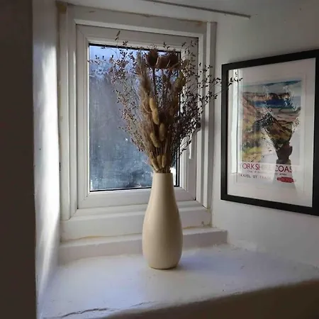 Charming Dog-friendly Yorkshire Dales Cottage, *