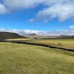 Charming Dog-friendly Yorkshire Dales Cottage, בית נופש