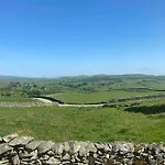בית נופש Charming Dog-friendly Yorkshire Dales Cottage, *