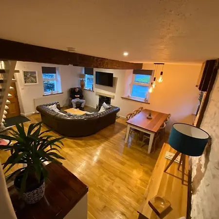 Charming Dog-friendly Yorkshire Dales Cottage, בית נופש Austwick